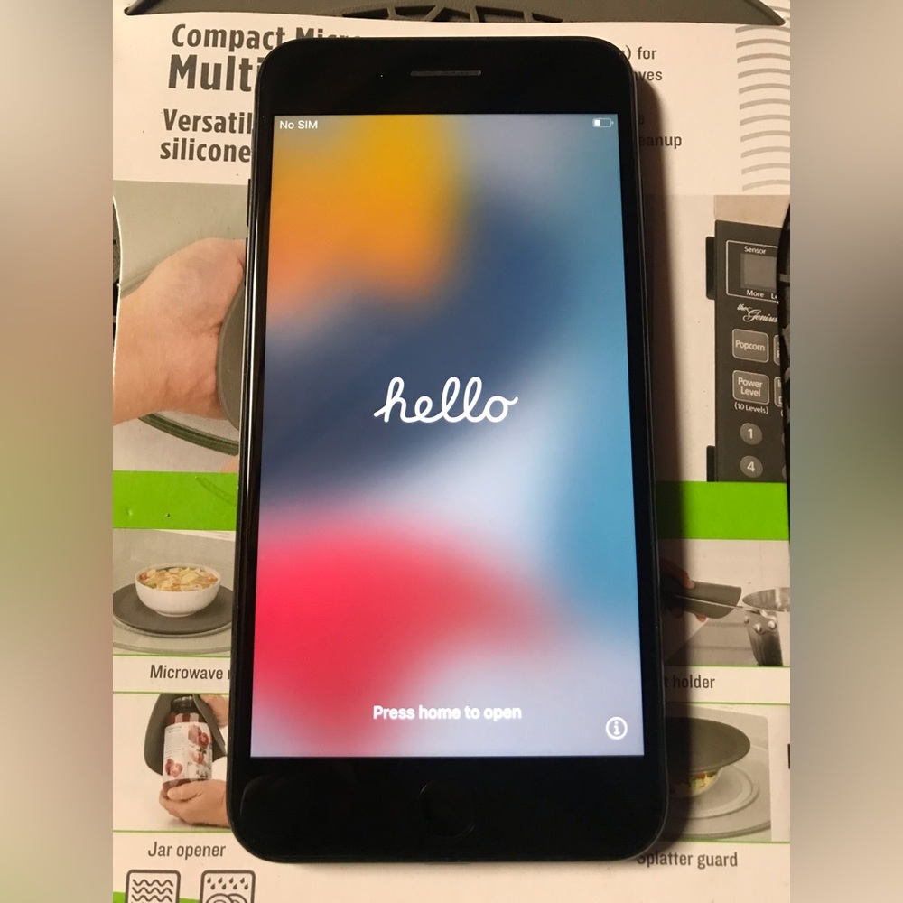 Apple iPhone 6plus Silver 128mb Excellent Condition Unlocked